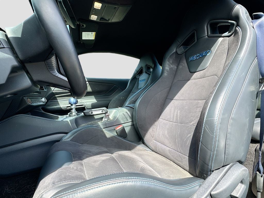 2025 Ford Mustang Dark Horse