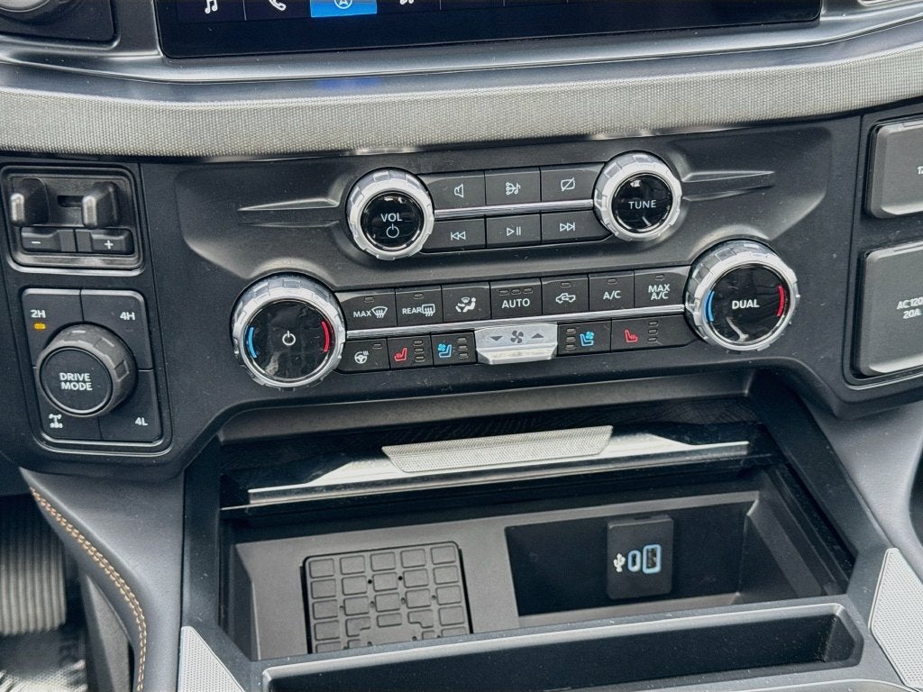 2024 Ford F-350SD Platinum