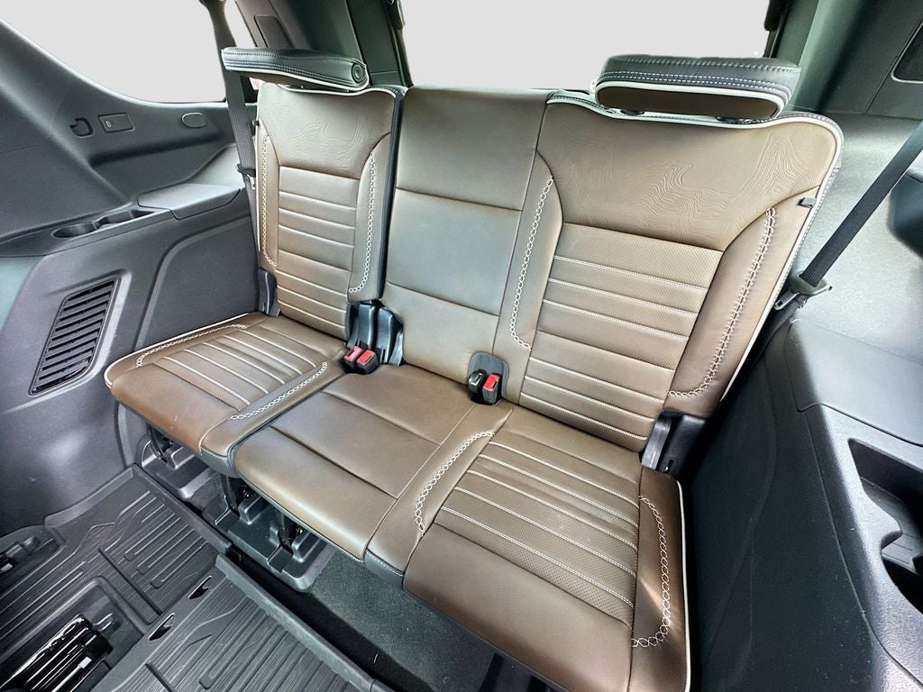 2025 GMC Yukon Denali Ultimate