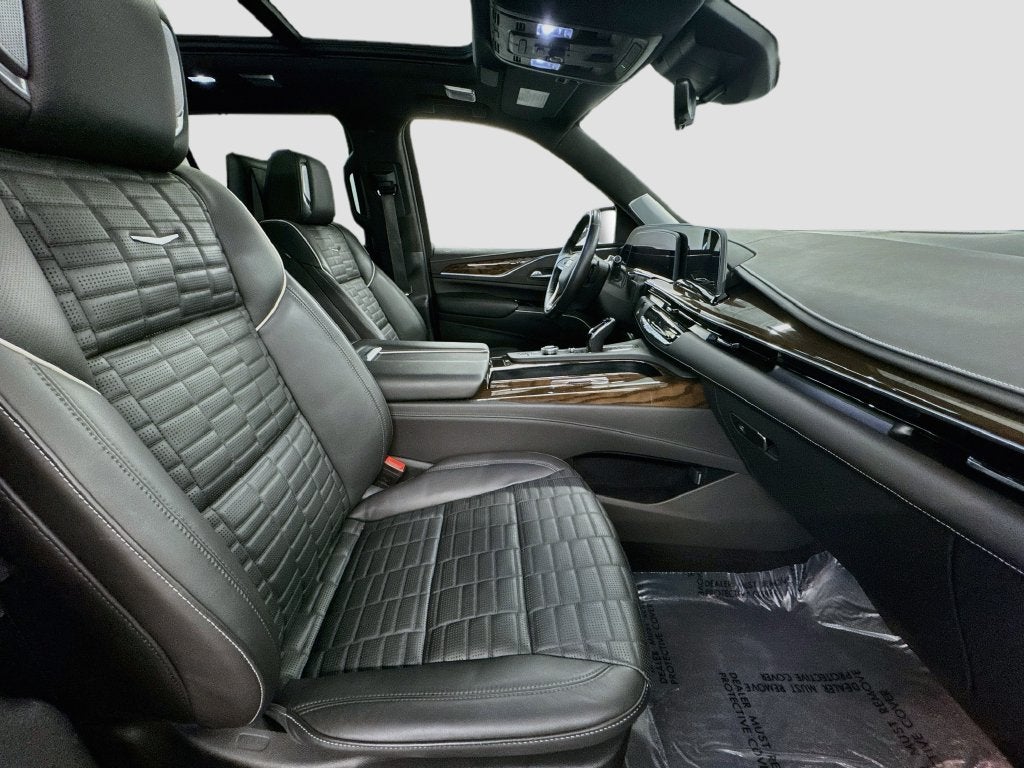 2024 Cadillac Escalade Sport Platinum