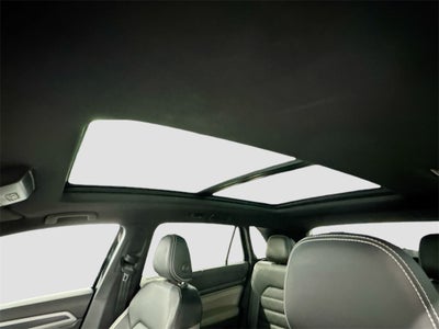 2023 Volkswagen Atlas Cross Sport 3.6L V6 SEL Premium R-Line