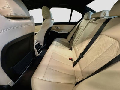 2023 BMW 330e xDrive 330e xDrive