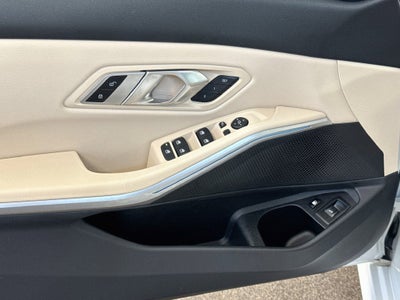 2023 BMW 330e xDrive 330e xDrive