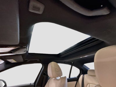 2023 BMW 330e xDrive 330e xDrive
