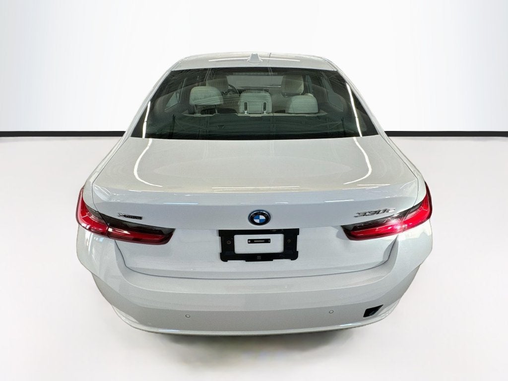 2023 BMW 330e xDrive 330e xDrive