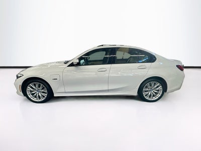 2023 BMW 330e xDrive 330e xDrive