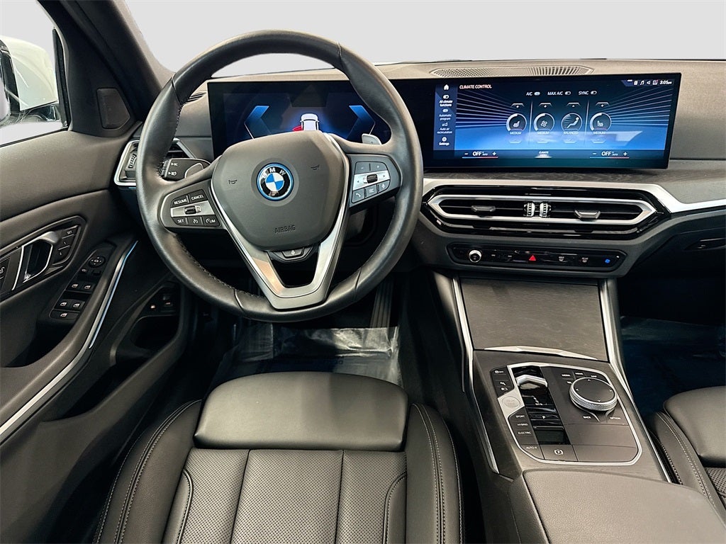 2024 BMW 3 Series 330e xDrive