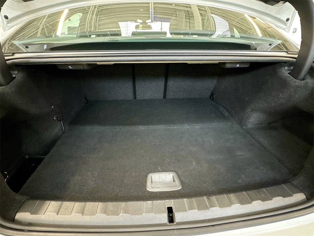 2024 BMW 3 Series 330e xDrive