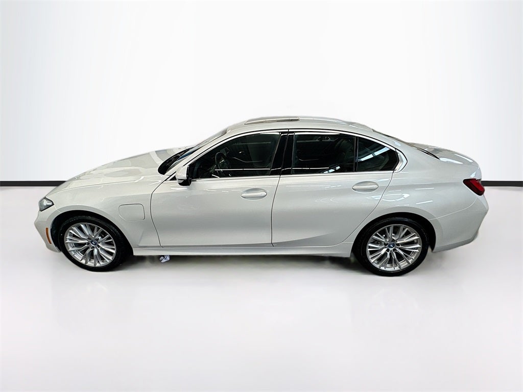 2024 BMW 3 Series 330e xDrive
