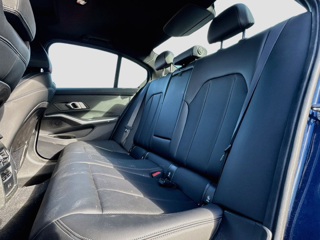 2022 BMW 3 Series 330e xDrive