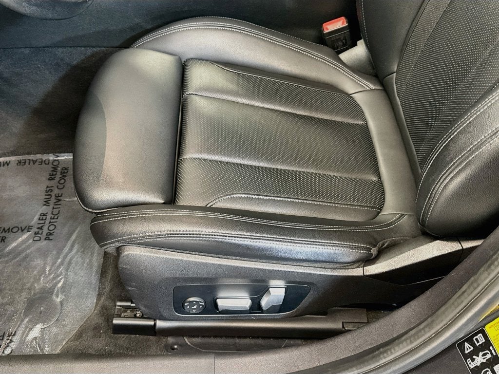 2022 BMW 330i xDrive 330i xDrive