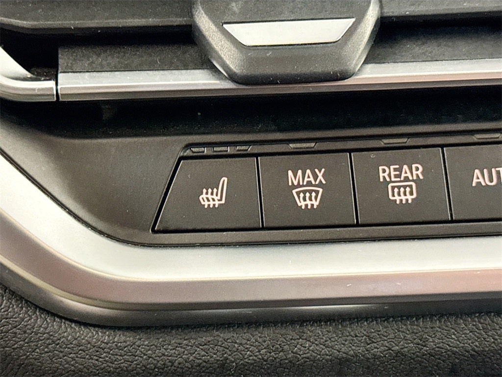 2022 BMW 330i xDrive 330i xDrive