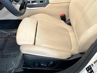 2025 BMW 330i xDrive 330i xDrive