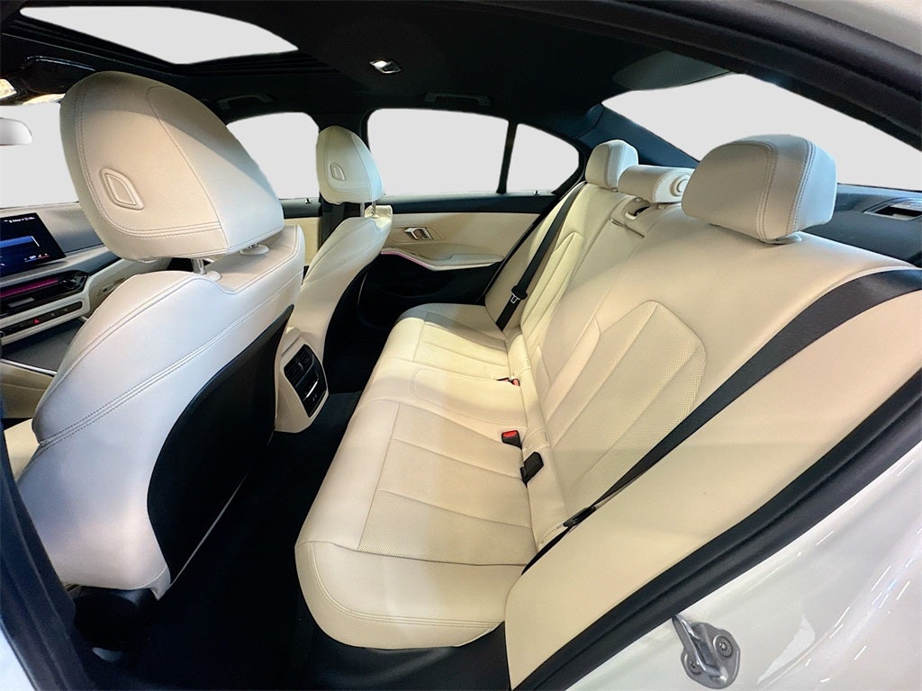 2025 BMW 330i xDrive 330i xDrive