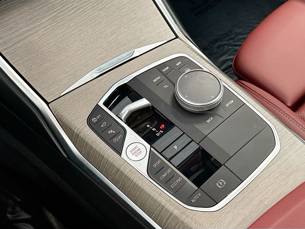 2025 BMW 330i 330i xDrive