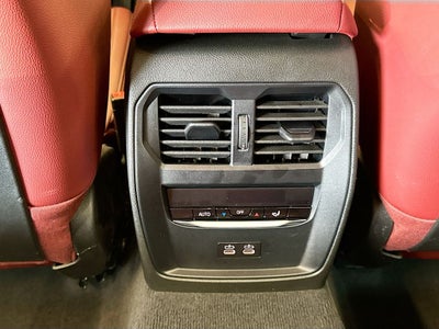 2025 BMW 330i 330i xDrive