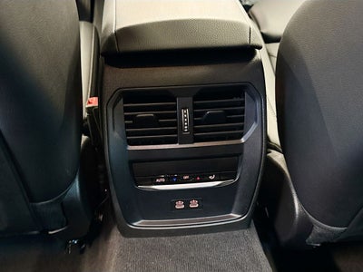 2025 BMW 330i xDrive 330i xDrive