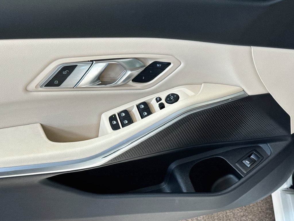 2023 BMW 330i xDrive 330i xDrive