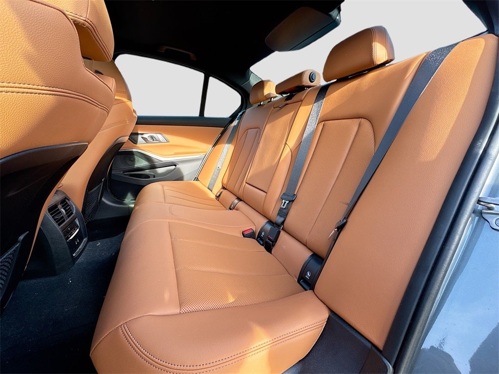 2023 BMW 3 Series 330i xDrive