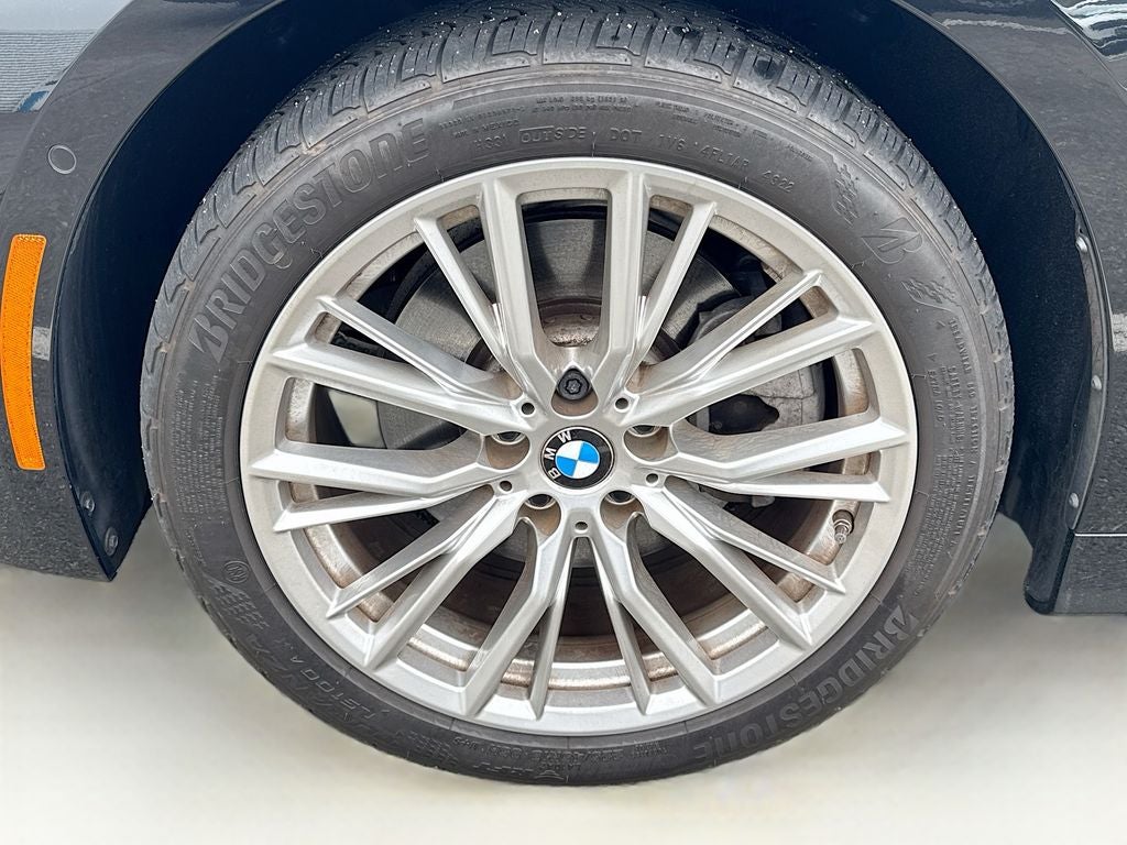 2023 BMW 3 Series 330i xDrive