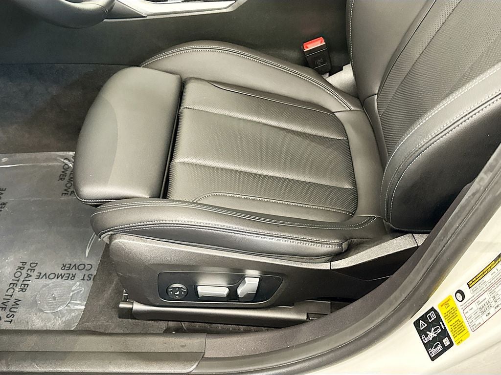 2024 BMW 330i xDrive 330i xDrive