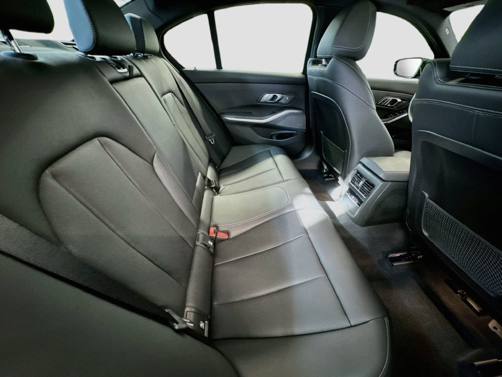 2023 BMW 330i xDrive 330i xDrive