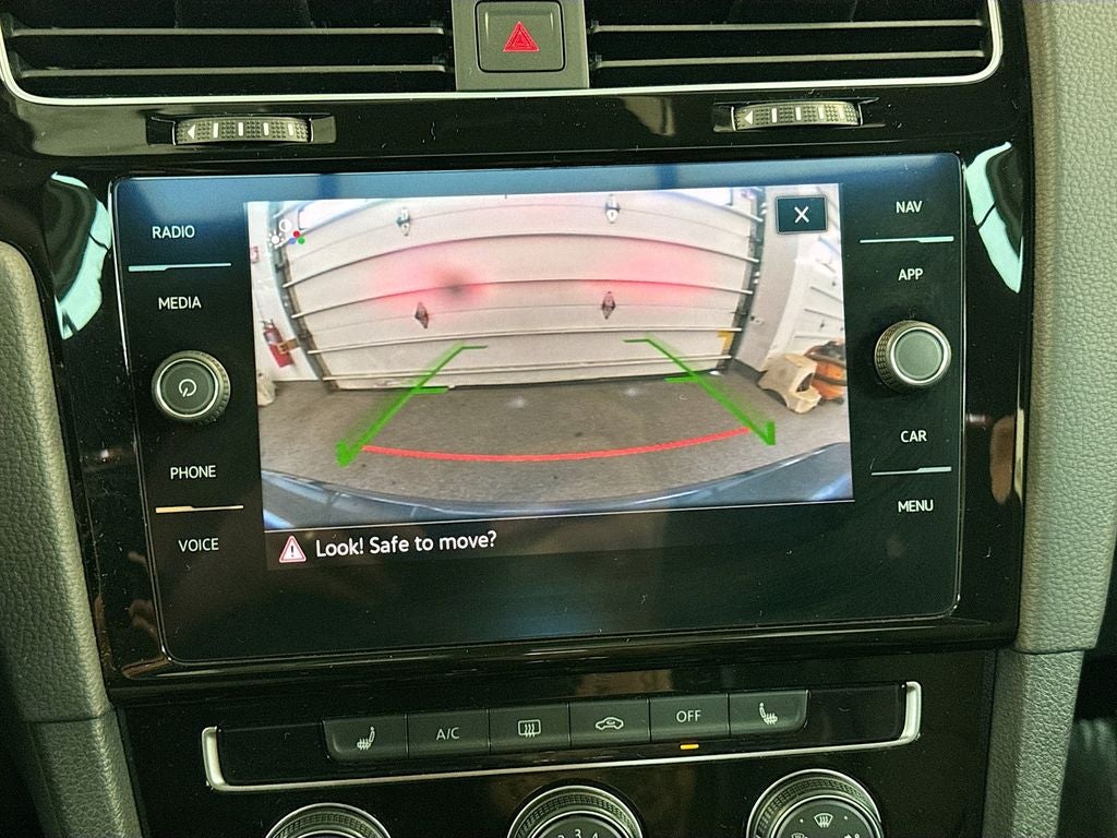 2021 Volkswagen Golf GTI 2.0T SE