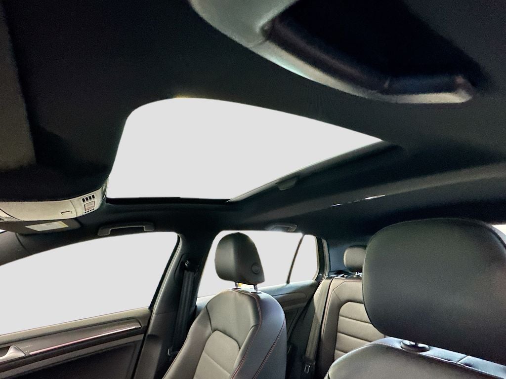 2021 Volkswagen Golf GTI 2.0T SE