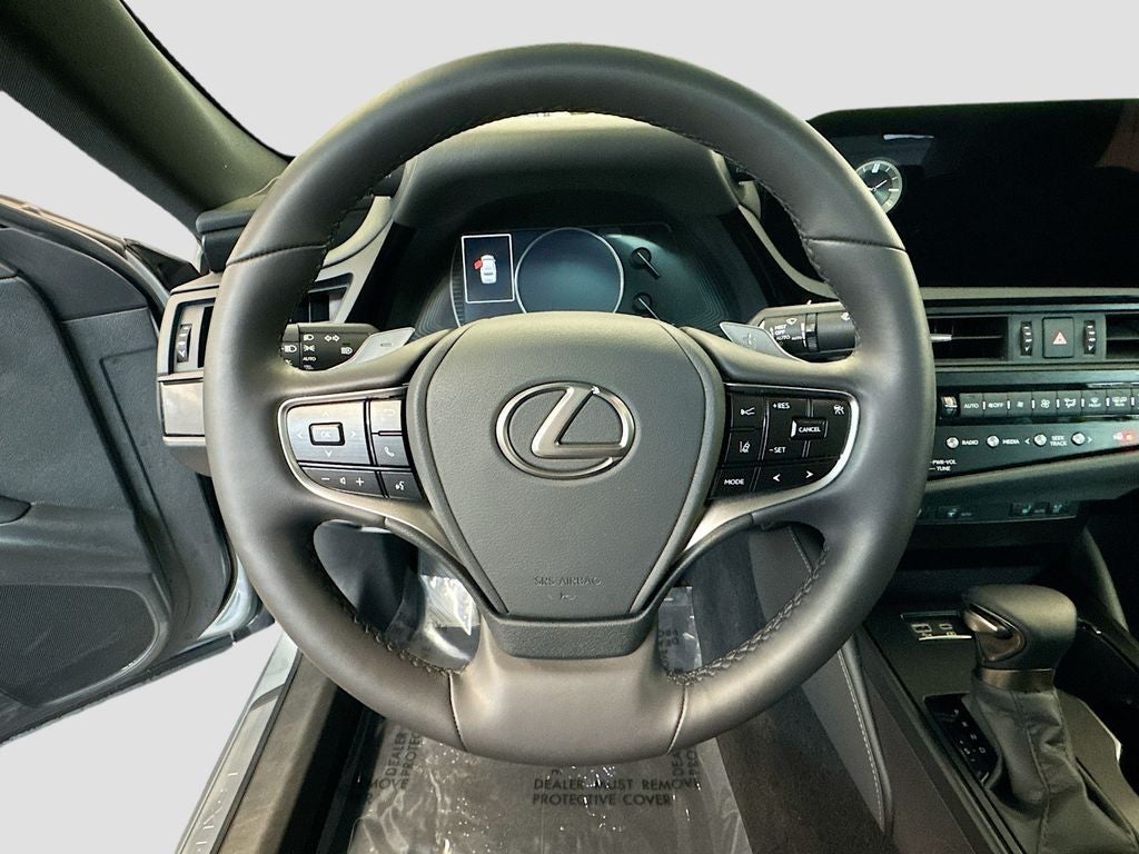 2025 Lexus ES 300h