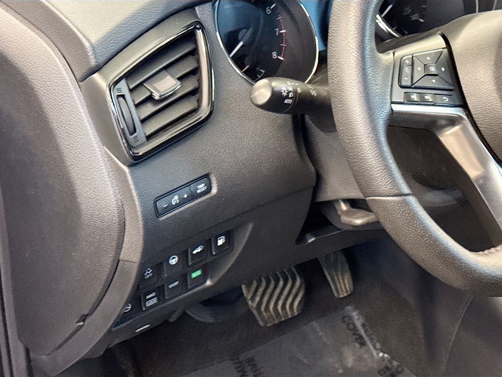 2020 Nissan Rogue SL