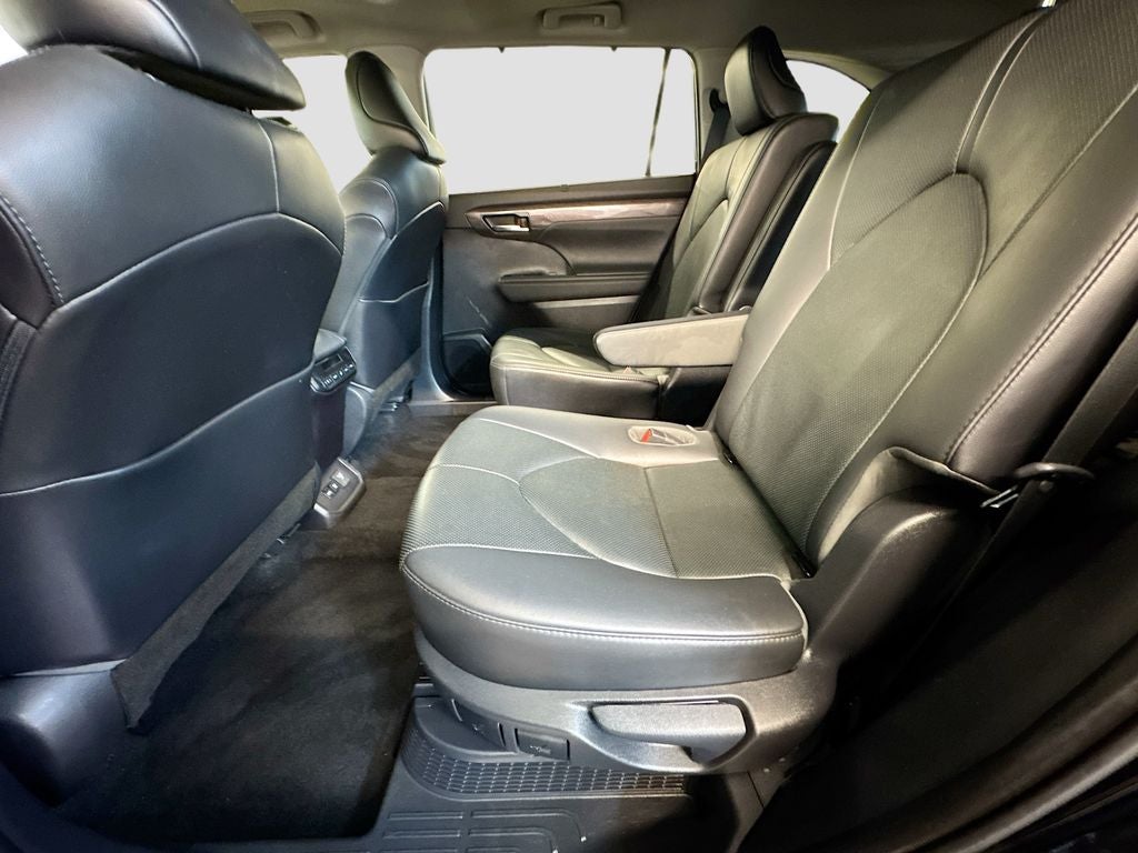 2021 Toyota Highlander Hybrid Limited