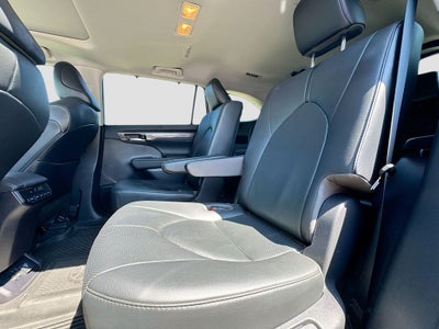 2021 Toyota Highlander Hybrid Limited