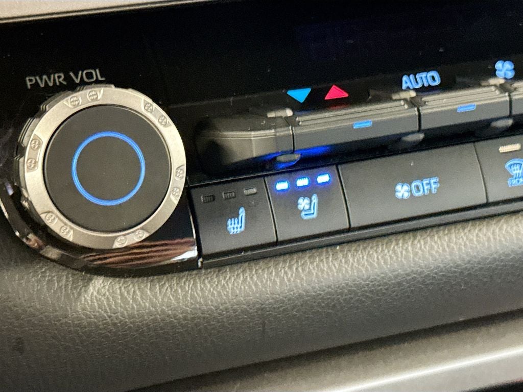2023 Toyota Tundra Hybrid Limited