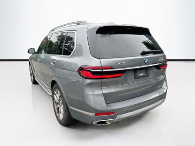 2025 BMW X7 xDrive40i