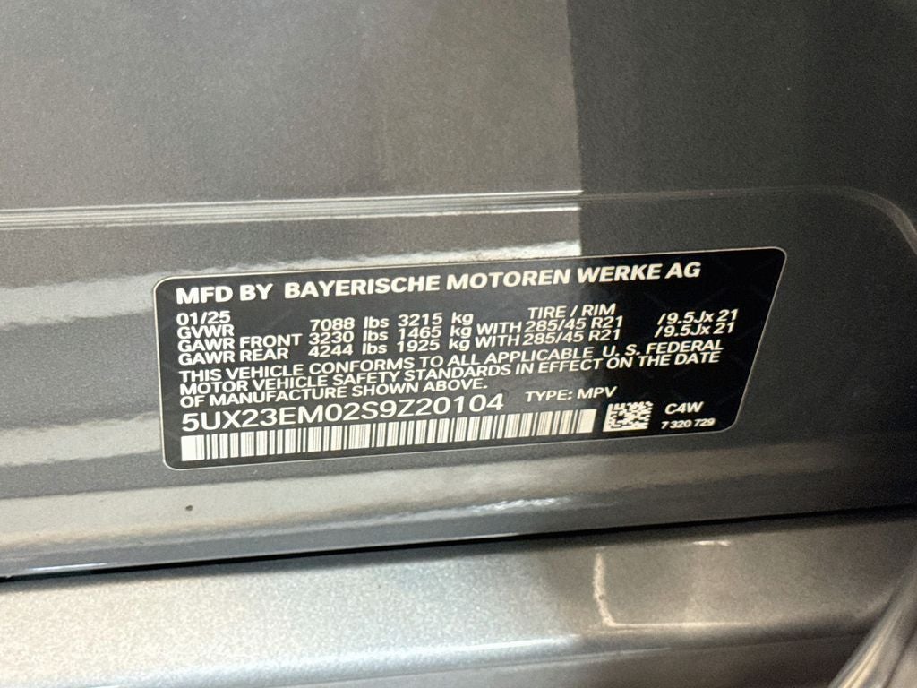 2025 BMW X7 xDrive40i