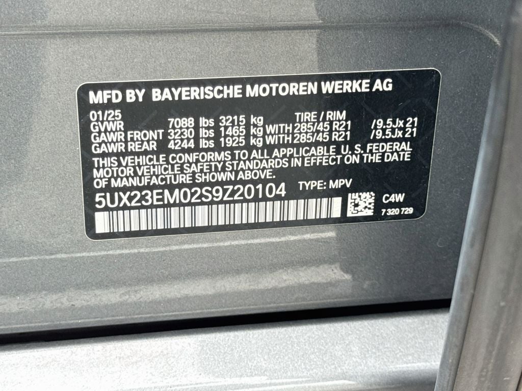 2025 BMW X7 xDrive40i