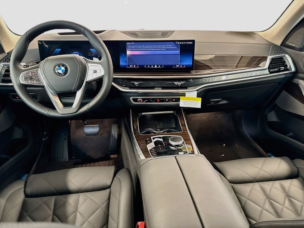 2027 BMW X7 xDrive40i
