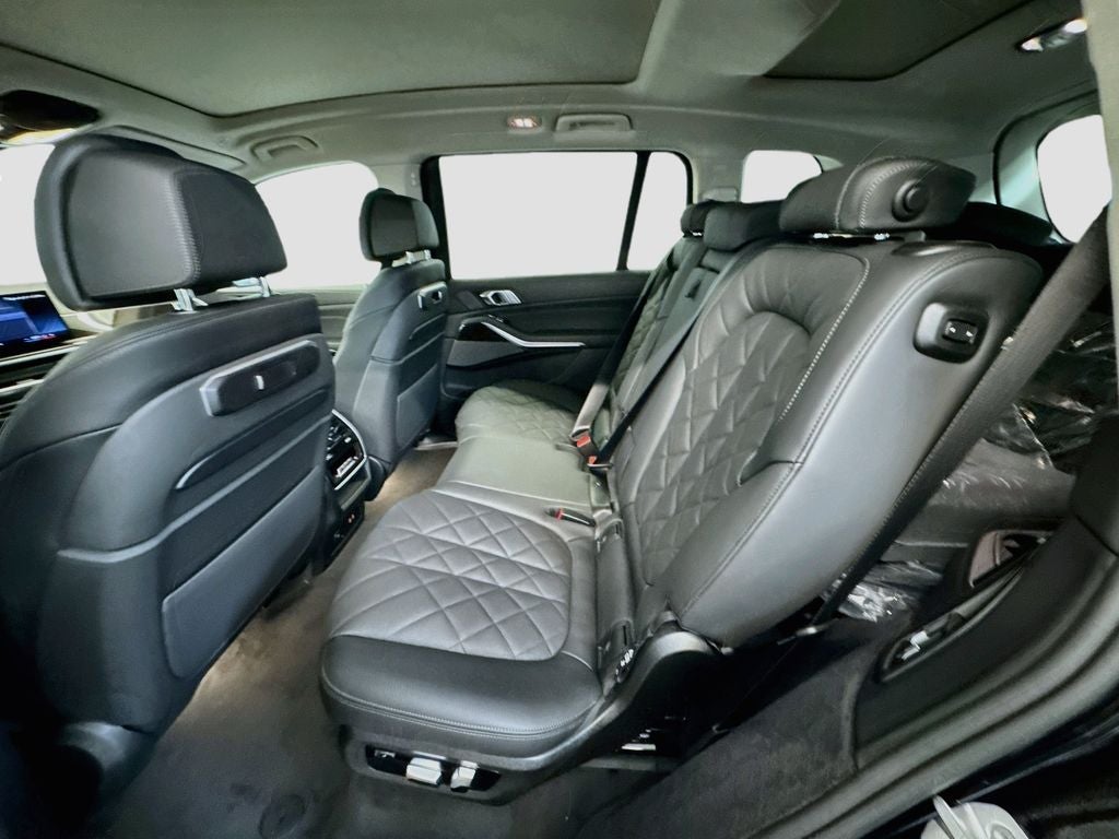 2027 BMW X7 xDrive40i