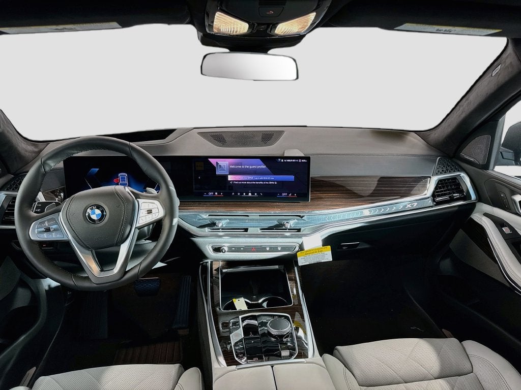 2027 BMW X7 xDrive40i