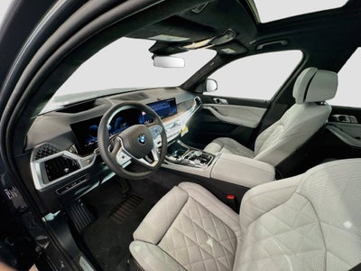 2027 BMW X7 xDrive40i