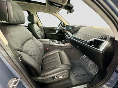 2024 BMW X7 xDrive40i