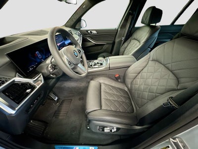 2027 BMW X7 xDrive40i