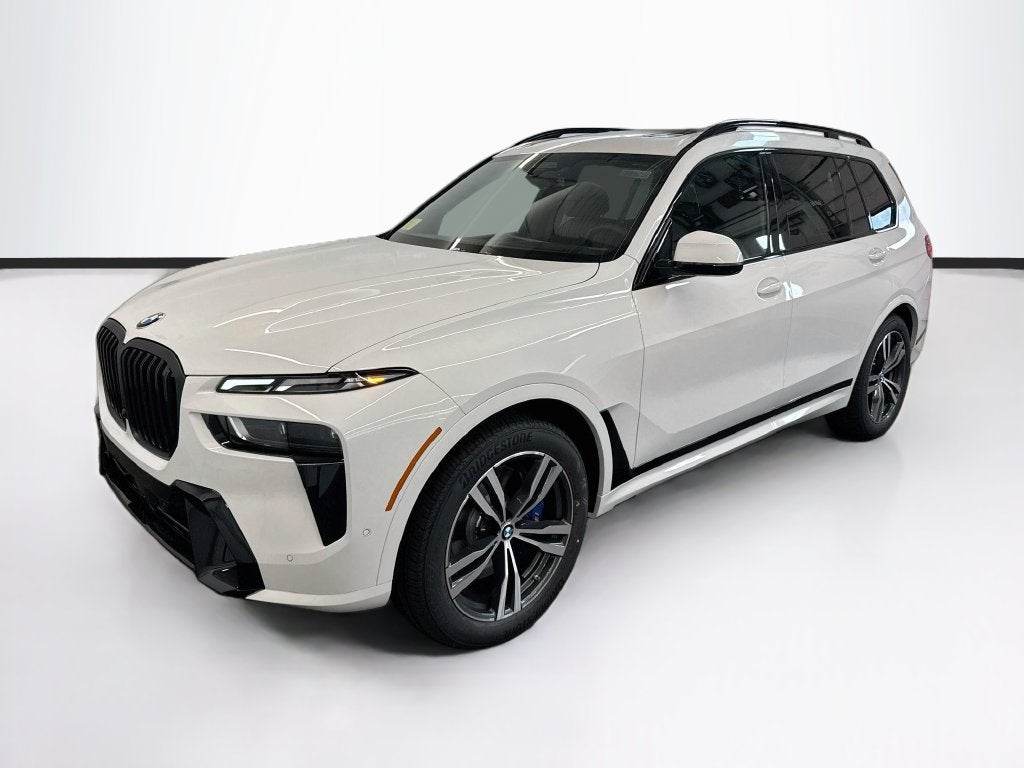 2027 BMW X7 Base