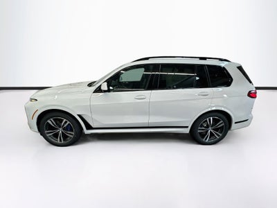 2027 BMW X7 Base