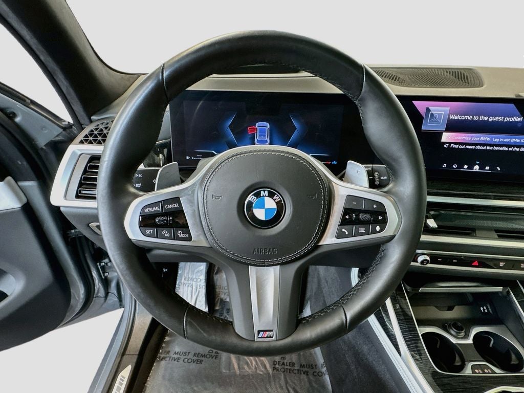 2025 BMW X7 xDrive40i