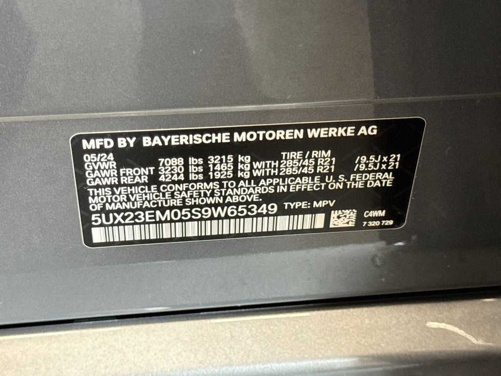 2025 BMW X7 xDrive40i