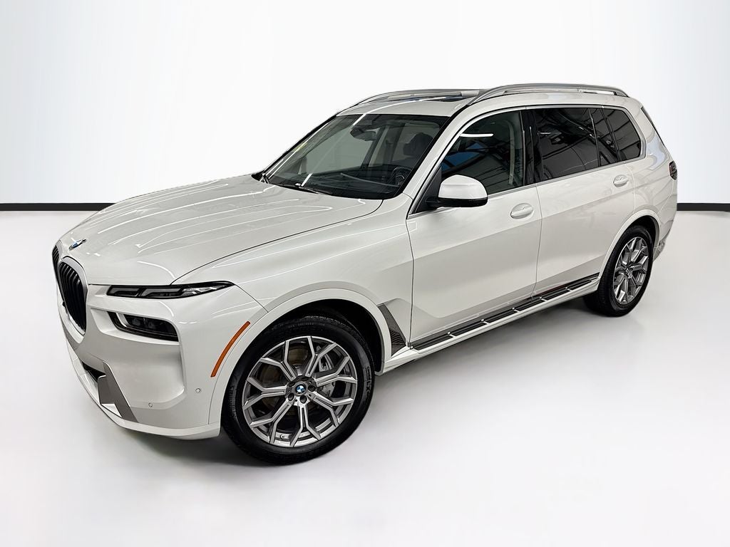 2025 BMW X7 xDrive40i