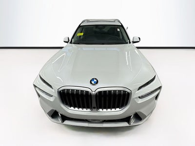 2025 BMW X7 xDrive40i