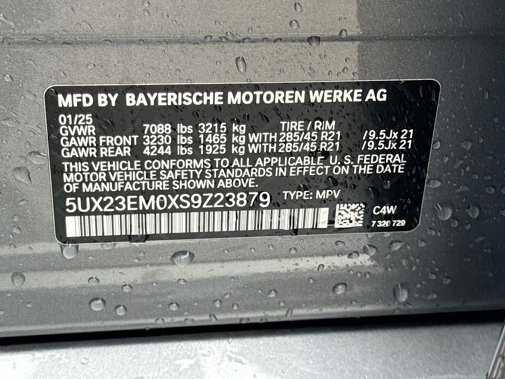 2025 BMW X7 xDrive40i