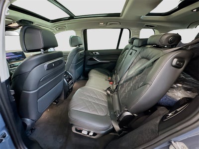 2026 BMW X7 xDrive40i